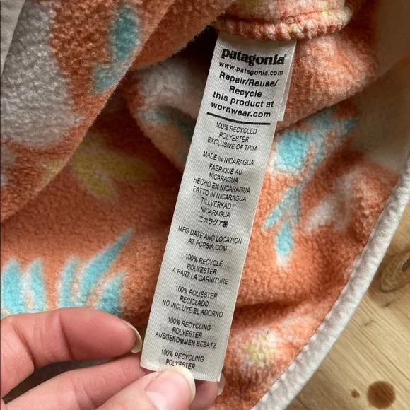 Patagonia Synchilla Orange Boho Floral Snap Pullover - Picture 10 of 10